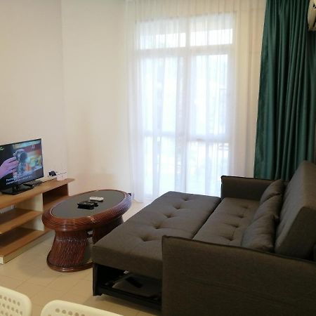 Bayu Emas Apartment By Wellington Resorts Batu Ferringhi Zewnętrze zdjęcie