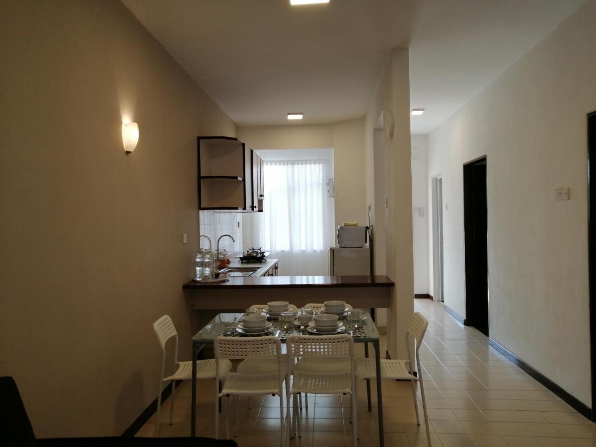 Bayu Emas Apartment By Wellington Resorts Batu Ferringhi Zewnętrze zdjęcie
