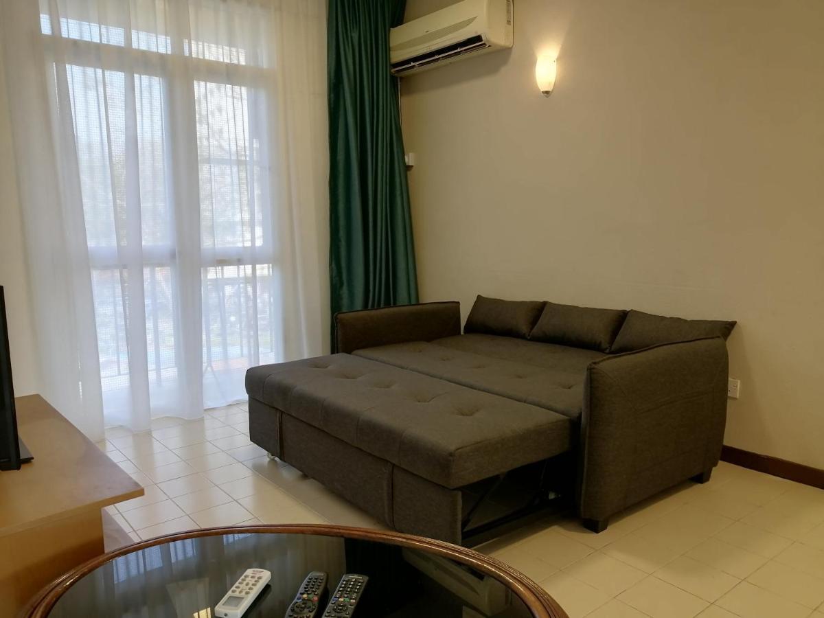 Bayu Emas Apartment By Wellington Resorts Batu Ferringhi Zewnętrze zdjęcie