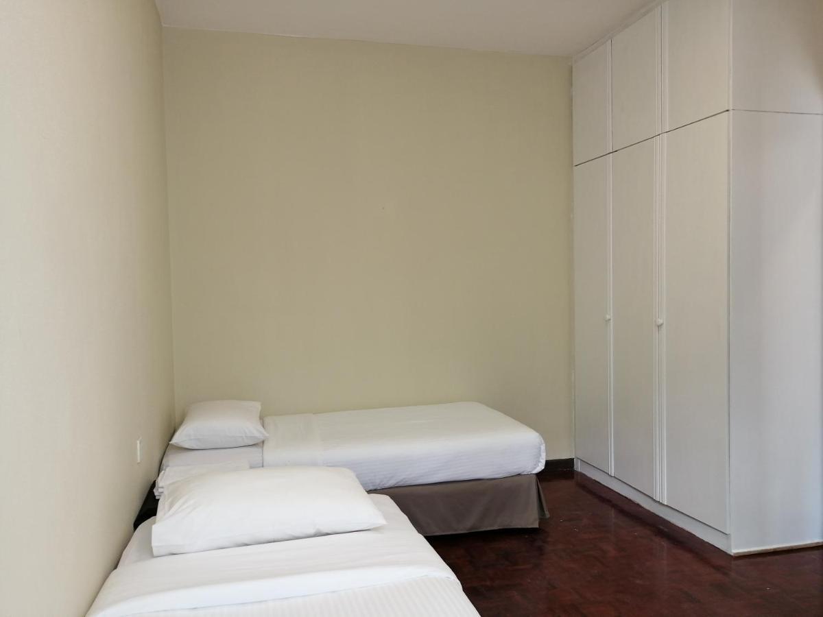 Bayu Emas Apartment By Wellington Resorts Batu Ferringhi Zewnętrze zdjęcie